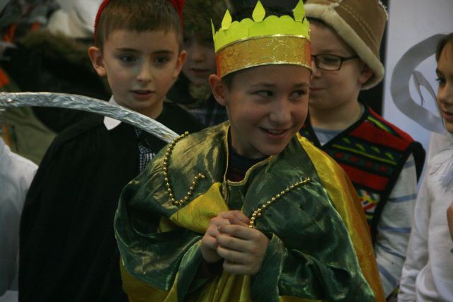 Z kolędą i światełkiem