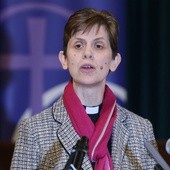 Kościół Anglii wyświęci kobietę na biskupa