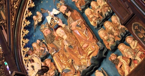 Święci w nowych szatach