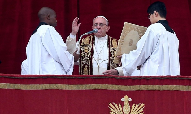 Papież udzielił błogosławieństwa Miastu i Światu
