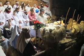 Noc Bożego Narodzenia z krzyżem