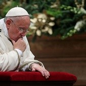 Papież wzywa do modlitwy za prześladowanych 