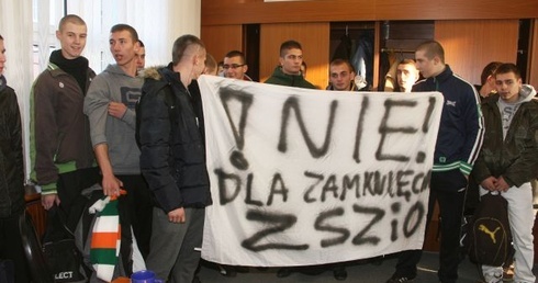 Zawodówka "wyleciała"