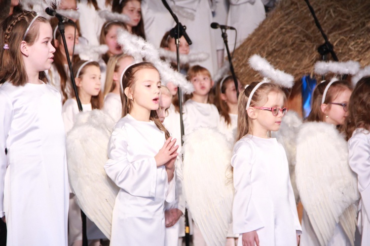 Świąteczny program "Ziarenek Nadziei"