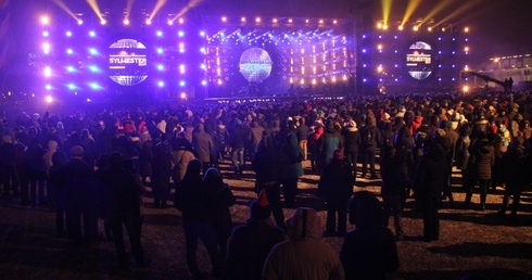 Tak bawiła się Warszawa 