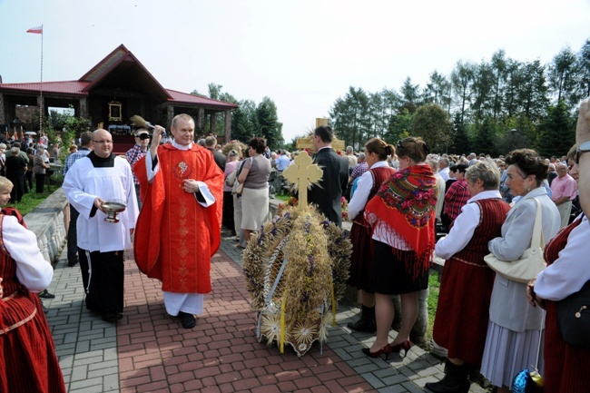 Diecezjalne dożynki w santuarium w Kałkowie-Godowie