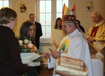 Eucharystii przewodniczył bp Henryk Tomasik. Z prawej ks. Wojciech Szary