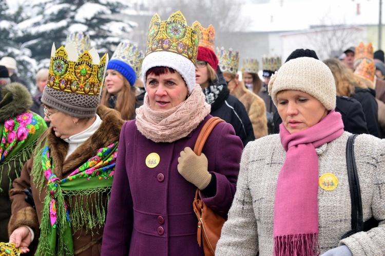 Nowa Ruda Słupiec - orszak - w drodze