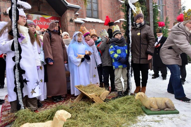 Nowa Ruda Słupiec - orszak - w drodze