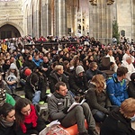 Uczestnicy spotkania modlili się w 17 kościołach w historycznym centrum Pragi, m.in. w katedrze św. Wita 