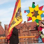  Zgorzelec i Görlitz są jedynymi miastami w Polsce, gdzie radosny pochód połączył dwa sąsiadujące ze sobą kraje