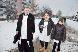 Taki widok to wciąż nieodłączny element polskiego krajobrazu w pierwszych tygodniach nowego roku. W niektórych parafiach diecezji koszalińsko-kołobrzeskiej kolęda zahaczy w tym roku nawet o Wielki Post