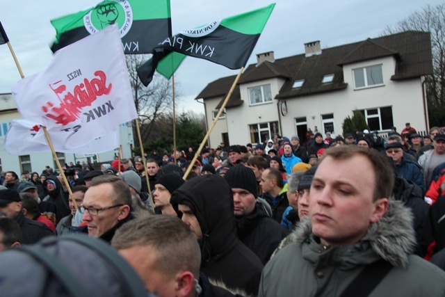 Manifestacja poparcia dla górników kopalni "Brzeszcze"