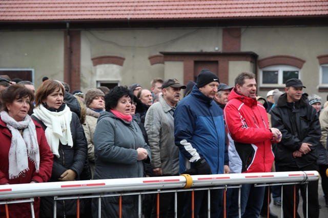 Manifestacja poparcia dla górników kopalni "Brzeszcze"