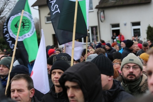 Manifestacja poparcia dla górników kopalni "Brzeszcze"