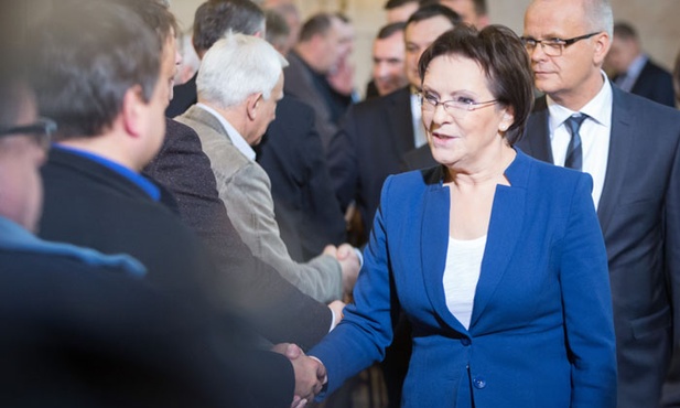 Po spotkaniu premier z samorządowcami