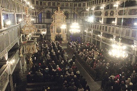  Protestanccy duchowni często podkreślają, że co prawda na Dolnym Śląsku żyje tylko kilka tysięcy ewangelików, ale są oni obecni i mają coś do zaoferowania całemu społeczeństwu 