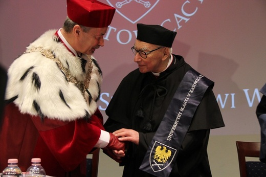 Tytuł doktora honoris causa dla abp. Wesołego