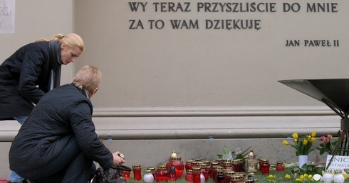 Dziesięć lat temu żegnaliśmy Jana Pawła II...
