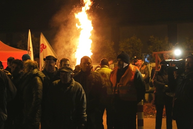 Protest mieszkańców pod kopalnią "Brzeszcze"