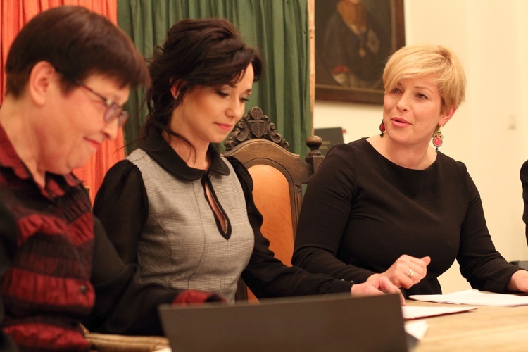 Artyści u arcybiskupa