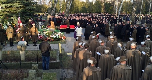 Splątane były jego losy...