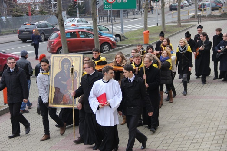 Symbole ŚDM w archikatedrze i seminarium