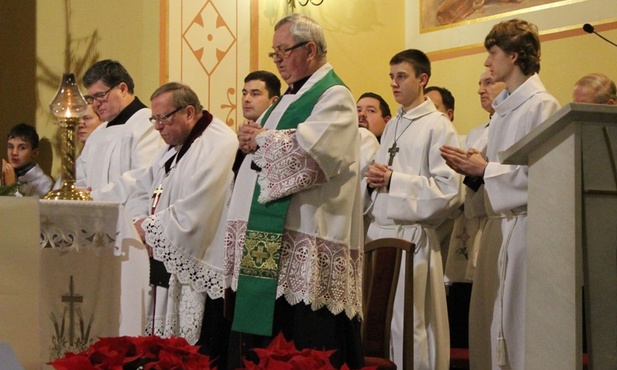 Od lewej: ks. prof. Józef Budniak, bp Paweł Anweiler i ks. prałat Stanisław Kozieł modlili się razem o jedność chrześcijan