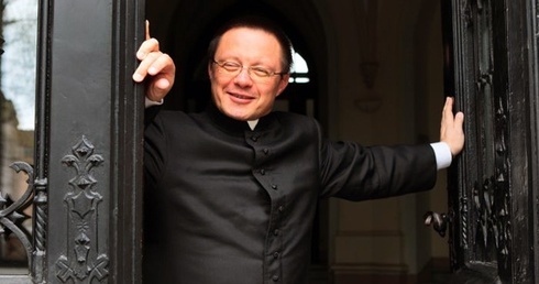 100 pytań do biskupa