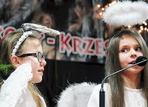  Kilkadziesiąt osób przez całą sobotę udowadniało, że tradycje bożonarodzeniowe są ciągle żywe