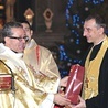 Ks. prof. Henryk Seweryniak i ks. protojerej Eliasz Tarasiewicz w katedrze płockiej