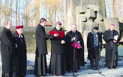  Obchody XVIII Dnia Judaizmu rozpoczęła modlitwa w Miejscu Pamięci Auschwitz-Birkenau