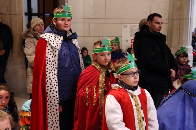 Kolędnicy Misyjni na Mszy św. - cz. 1