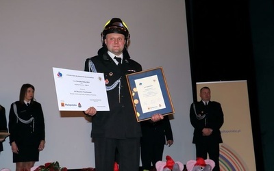 Nagroda dla bohaterskiego strażaka