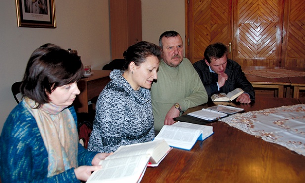  W parafii św. Michała Archanioła w każdą niedzielę odbywają się spotkania biblijne