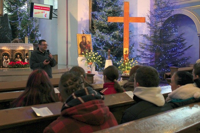 Spotkania prowadził ks. ks. Marek Mania w Centrum ŚDM odpowiedzialny za sekcję duchową