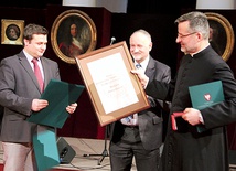  Z okazji jubileuszu stowarzyszenie otrzymało od samorządu Mazowsza dyplom i medal „Pro Masovia”  