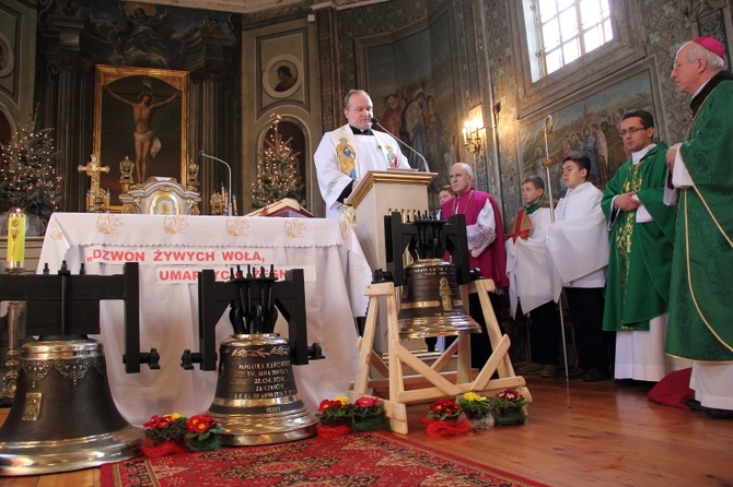 Poświęcenie dzwonów w Skułach