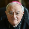 Abp Hoser: Nie bójmy się wyniku Synodu