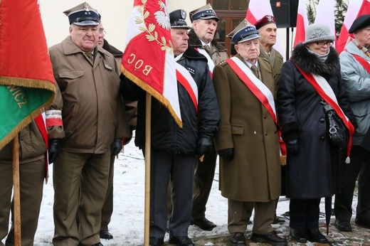 Zachowując pamięć
