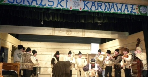  Górale kolędowali, że hej!
