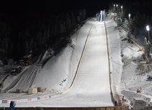 Pięciu Polaków na lotach w Vikersund