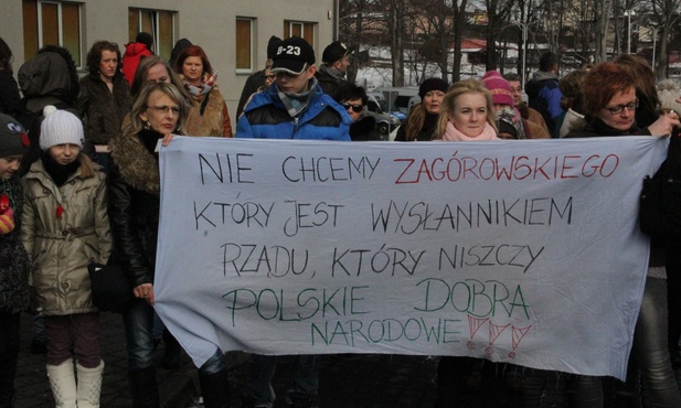 "Nadal noszę obiady"