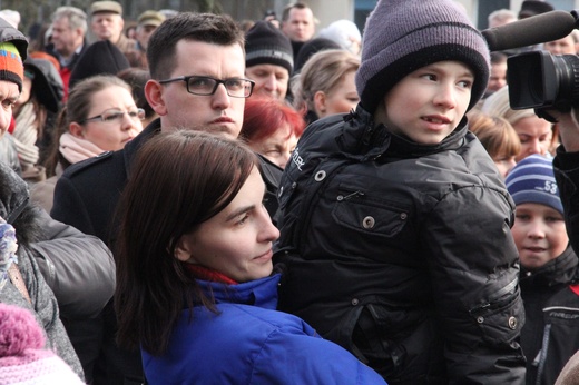 Protest kobiet przed siedzibą JSW