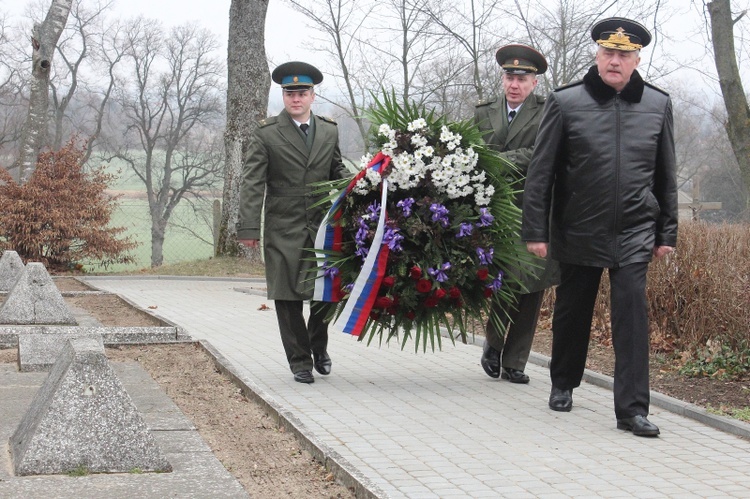 Obchody 70. rocznicy śmierci gen. Czerniachowskiego w Pieniężnie