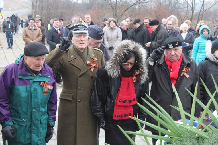 Obchody 70. rocznicy śmierci gen. Czerniachowskiego w Pieniężnie