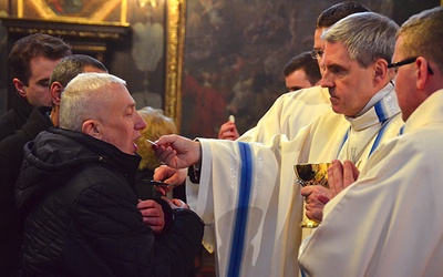  Eucharystii dla chorych przewodniczył biskup sandomierski