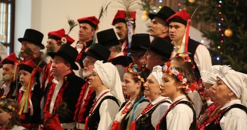 Zespół Pieśni i Tańca "Andrychów" ma na swoim koncie występy w kraju i poza jego granicami