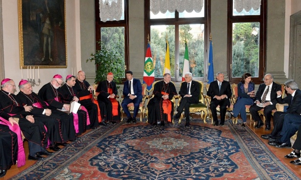 Kard. Parolin: interwencja w Libii tak, ale...