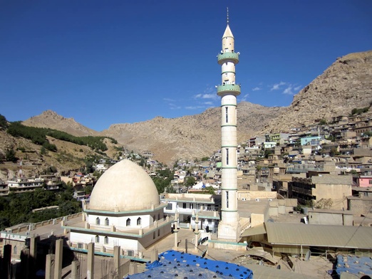 Mosul: meczety i kościoły powstają z ruin